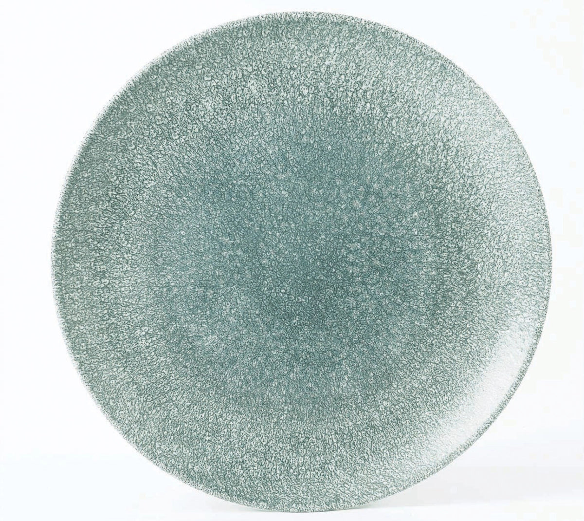S.P. Raku Topaz Blue Coupe Teller flach 28.8cm in Blau präsentiert im Onlineshop von KAQTU Design AG. Teller ist von Churchill