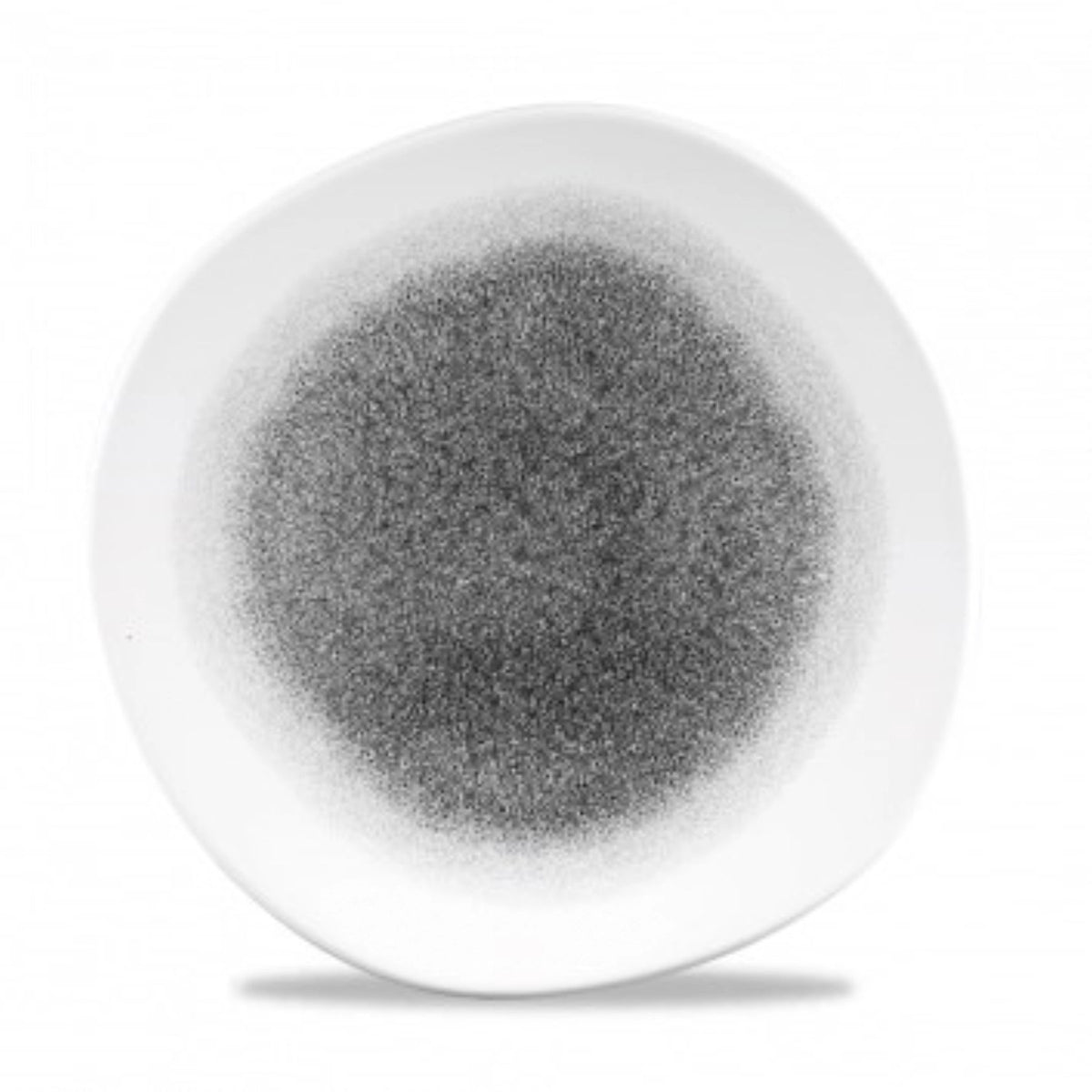 S.P. Raku Quartz Black Organic Teller flach 26.4cm in Schwarz präsentiert im Onlineshop von KAQTU Design AG. Teller ist von Churchill