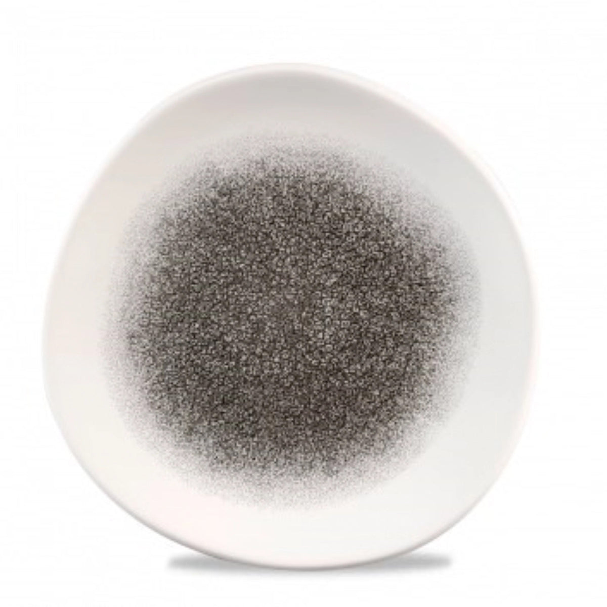 S.P. Raku Quartz Black Organic Teller flach 21cm in Schwarz präsentiert im Onlineshop von KAQTU Design AG. Teller ist von Churchill