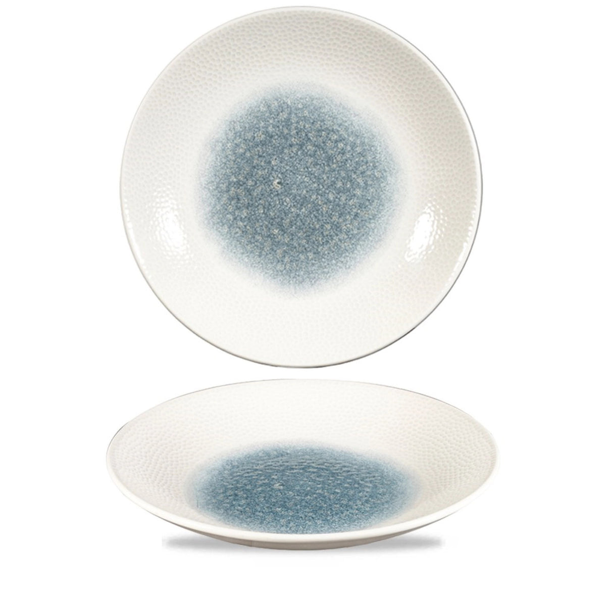 Isla Raku Topaz Blue Coupe Teller tief 28.1cm in Blau präsentiert im Onlineshop von KAQTU Design AG. Teller ist von Churchill