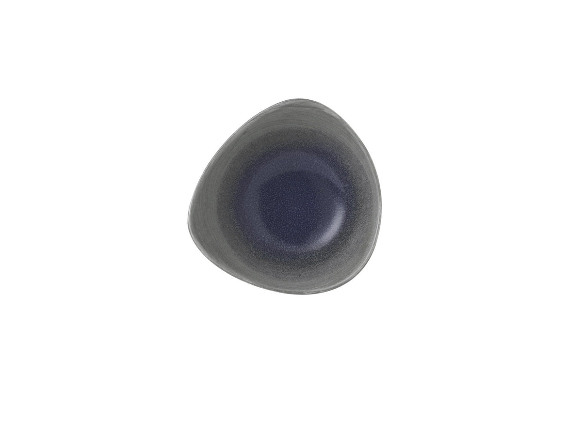 Stonecast Aqueous FjordTriangel Teller tief 18.5cm in Blau präsentiert im Onlineshop von KAQTU Design AG. Teller ist von Churchill