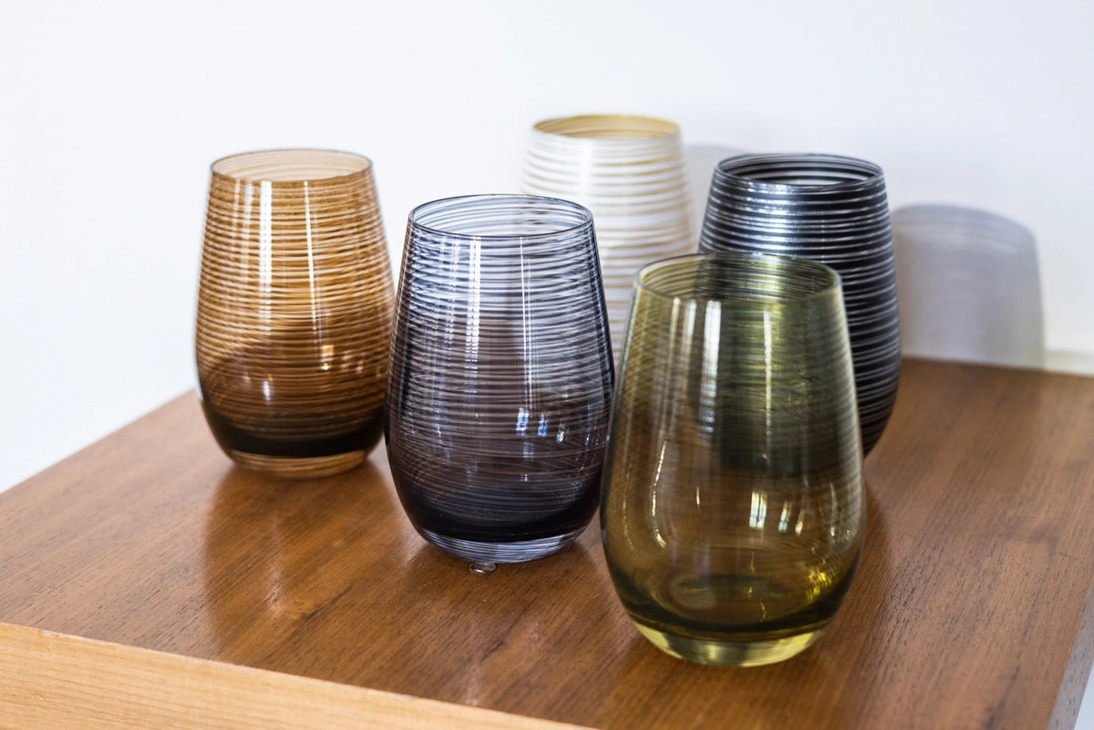 Twister Longdrink Becher 465ml von Stölzle, Cocktailglas aus Glas mit rundem Boden, Durchmesser 8.5 cm, Höhe 12 cm, erhältlich in mehreren Farben.