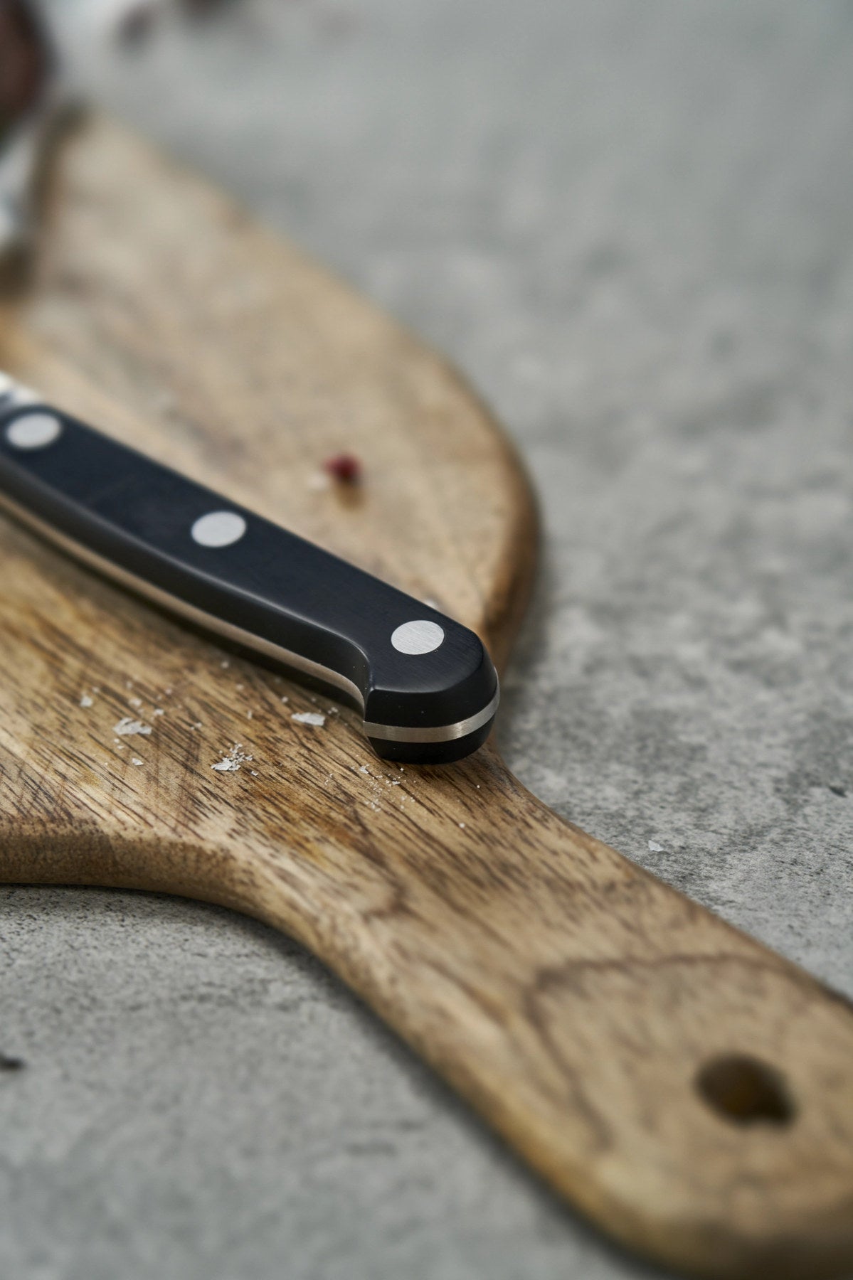 Zwilling Pro 4er Set Steakmesser Pro in Schwarz präsentiert im Onlineshop von KAQTU Design AG. Küchenmesser ist von Zwilling Kitchen