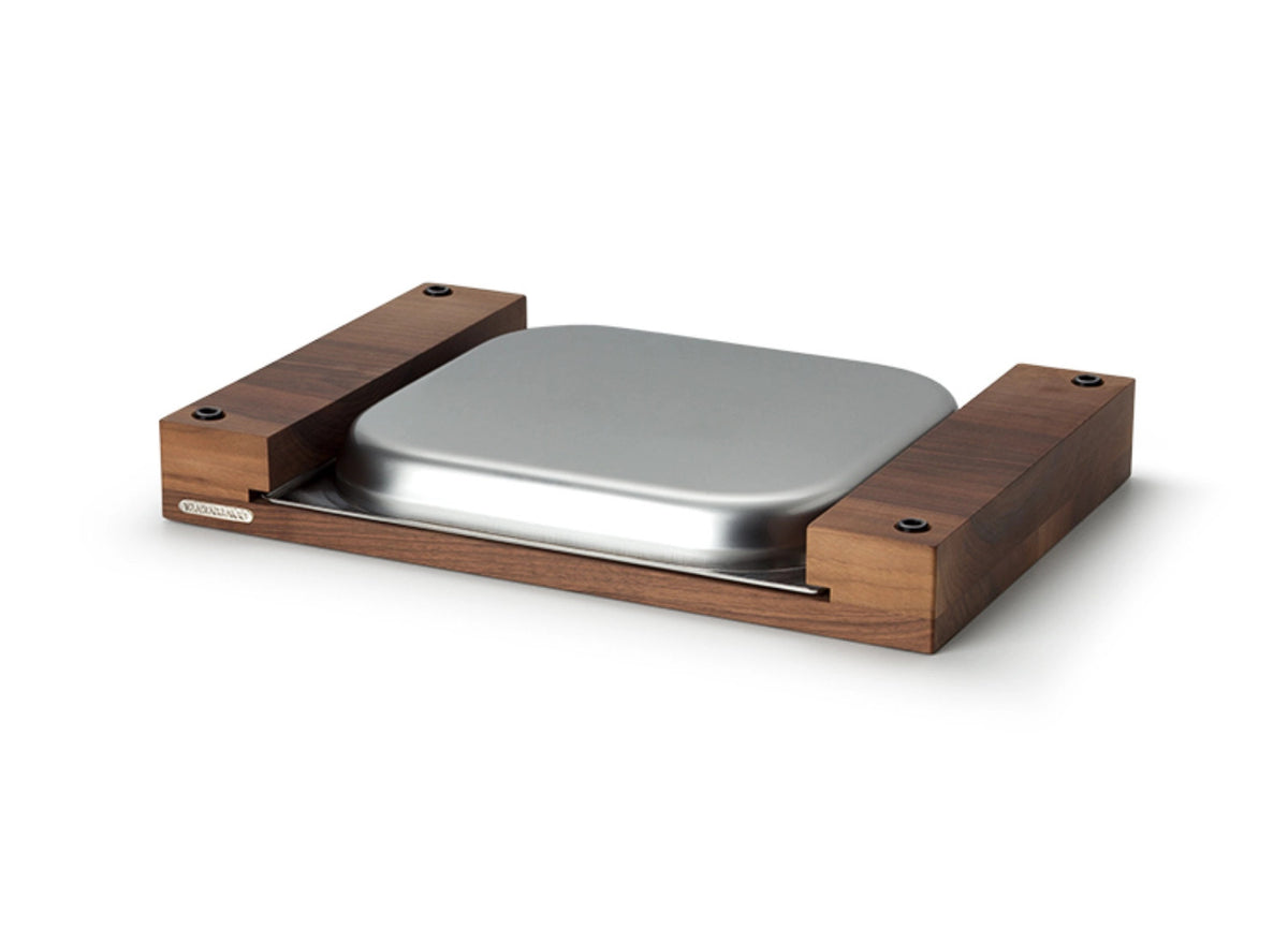 Walnuss Schneidebrett m. Edelstahl Schublade, 48x32.5x6 in Braun präsentiert im Onlineshop von KAQTU Design AG. Schneidbrett ist von Continenta