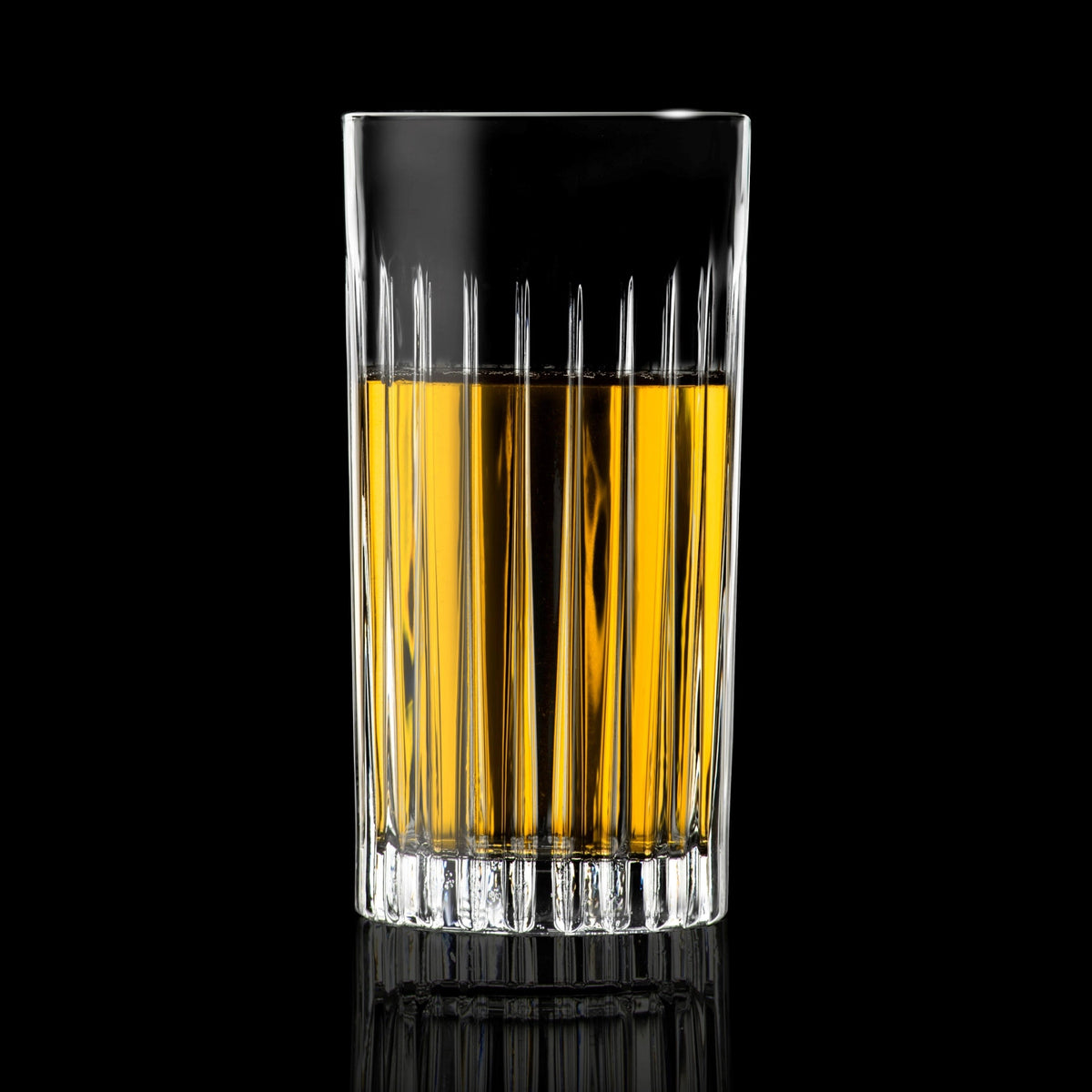 Transparente Trinkgläser aus Glas im 6er Set, Timeless Hb Becher von RCR, Ø7 cm, Höhe 15 cm, Fassungsvermögen 44 cl, zylindrische Form
