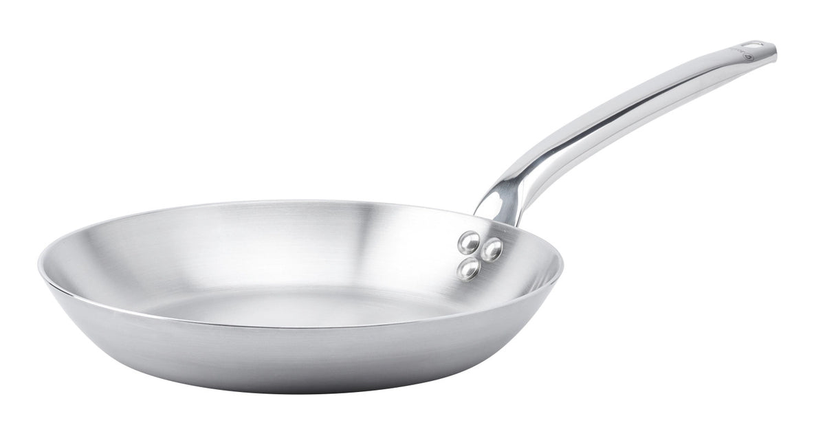 Bratpfanne ALCHIMY 28 CM in Silber präsentiert im Onlineshop von KAQTU Design AG. Bratpfanne ist von de Buyer