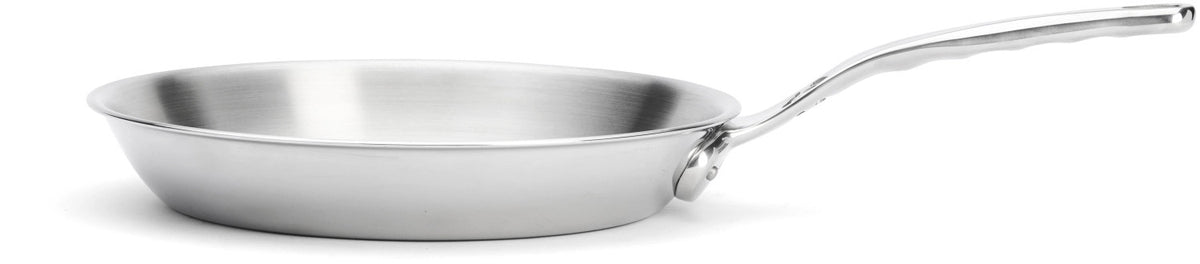AFFINITY Bratpfanne unbeschichtet Ø 24cm, Induktion in Silber präsentiert im Onlineshop von KAQTU Design AG. Bratpfanne ist von de Buyer