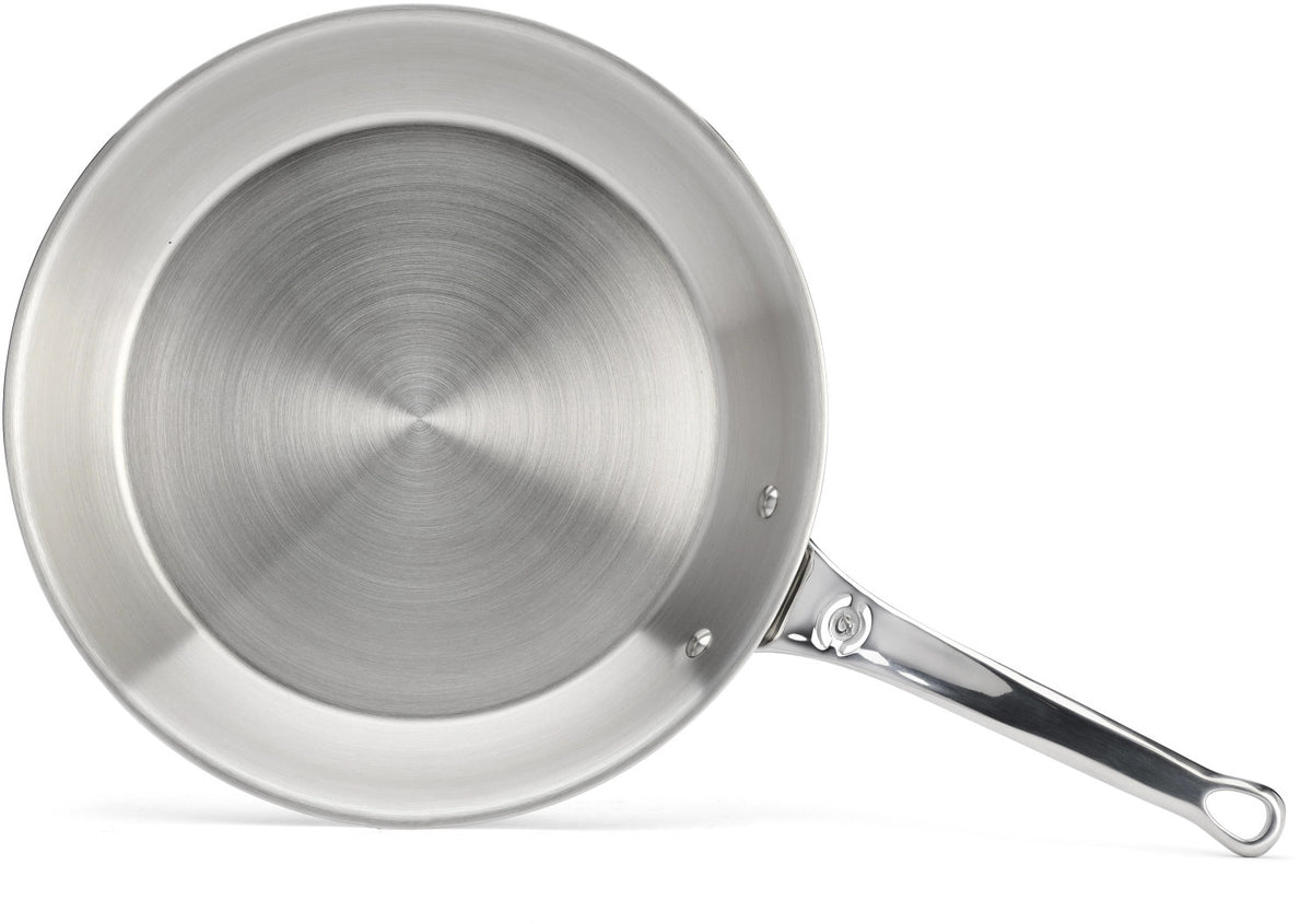 AFFINITY Bratpfanne unbeschichtet Ø 28cm, Induktion in Silber präsentiert im Onlineshop von KAQTU Design AG. Bratpfanne ist von de Buyer