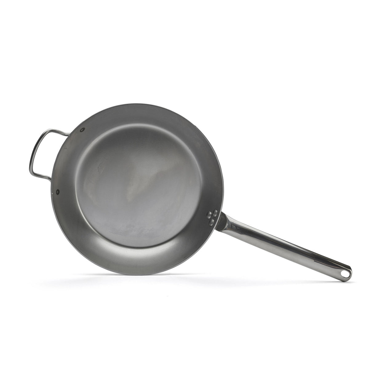 CARBONE PLUS Bratpfanne Ø 32cm, Griff Edelstahl, Induktion in Silber präsentiert im Onlineshop von KAQTU Design AG. Pfanne/Topf ist von de Buyer
