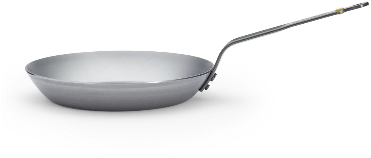 MINERAL B ELEMENT Eisenpfanne Ø 24cm, Induktion in Silber präsentiert im Onlineshop von KAQTU Design AG. Bratpfanne ist von de Buyer