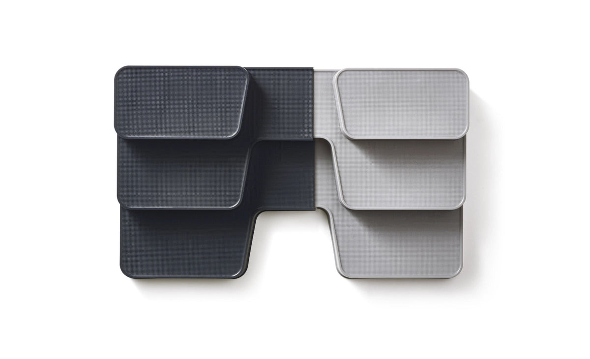 CupboardStore Organizer, erweiterbar in Grau präsentiert im Onlineshop von KAQTU Design AG. Küchenhelfer ist von Joseph Joseph