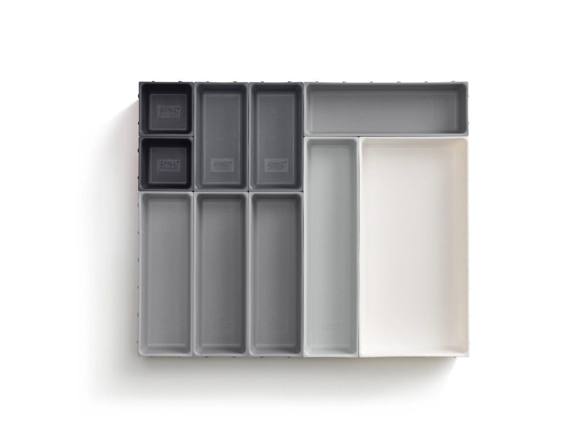 Blox 10-teiliges Schubladen-Organizer-Set in Silber präsentiert im Onlineshop von KAQTU Design AG. Aufbewahrungsbehälter ist von Joseph Joseph