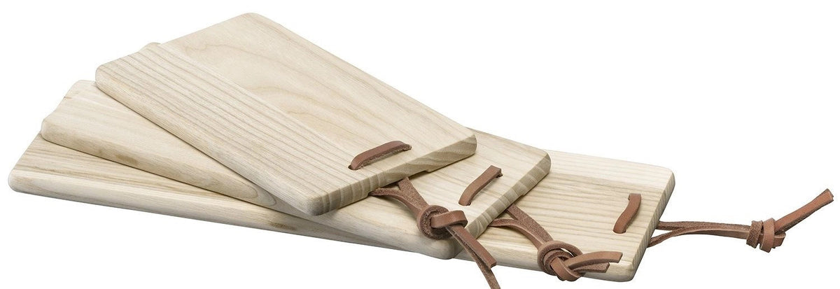 Borough Trio Brett Set Esche in Braun präsentiert im Onlineshop von KAQTU Design AG. Schneidbrett ist von LSA
