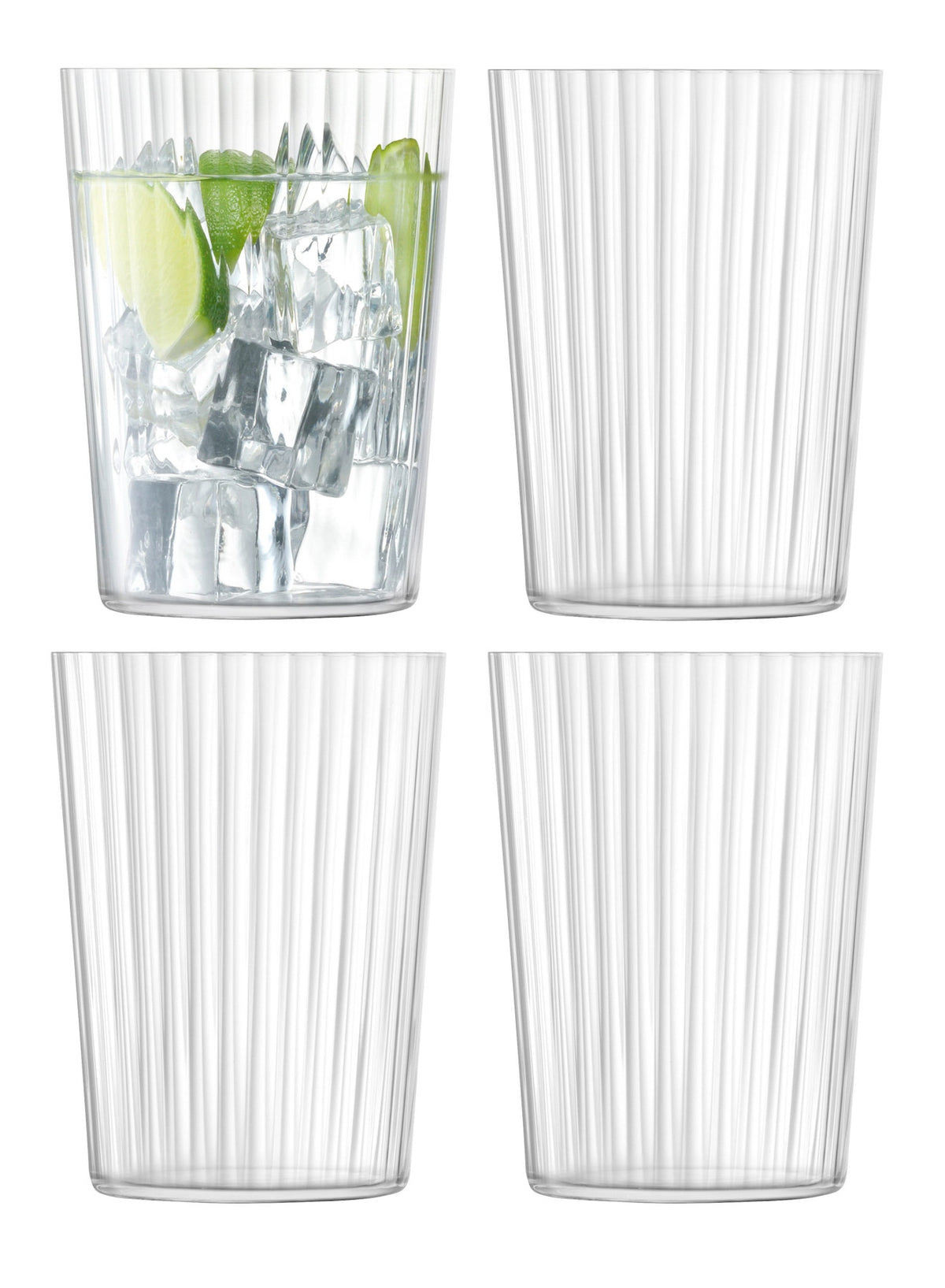 4er Set Gio Line Becher 560ml von LSA aus transparentem Glas mit linearer Textur, Durchmesser 9 cm, Höhe 12 cm, auf hellem Untergrund abgebildet.