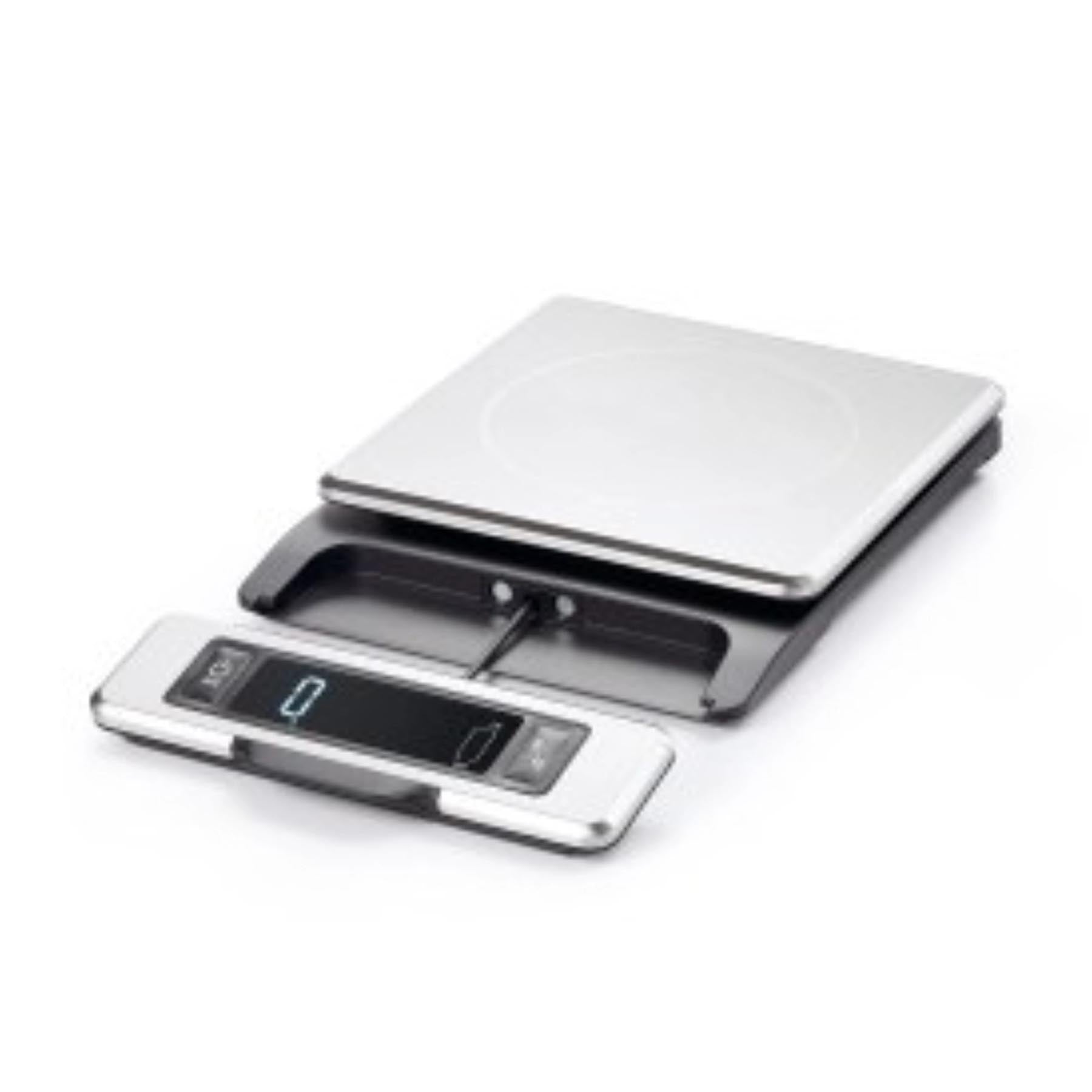 Moderne OXO Küchenwaage aus Edelstahl, ausziehbar bis 5 kg, in stilvollem Weiß, perfekt für genaue Messungen und vielseitige Anwendungen in der Küche.