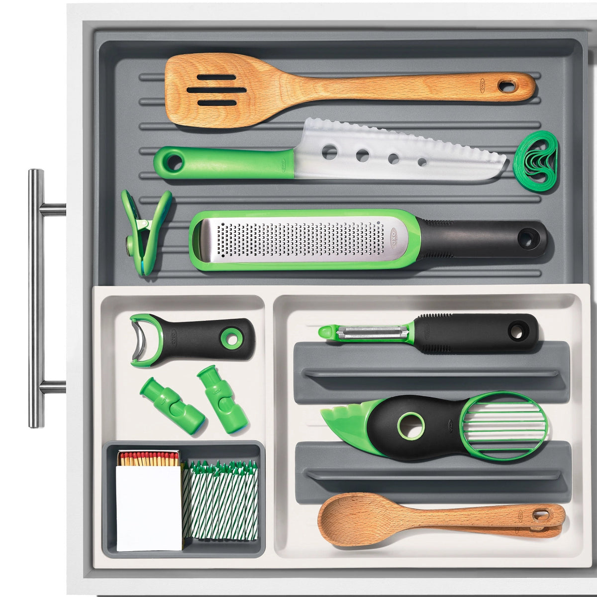 OXO Good Grips Schubladeneinlage erweiterbar in Grau präsentiert im Onlineshop von KAQTU Design AG. Aufbewahrungsbehälter ist von OXO
