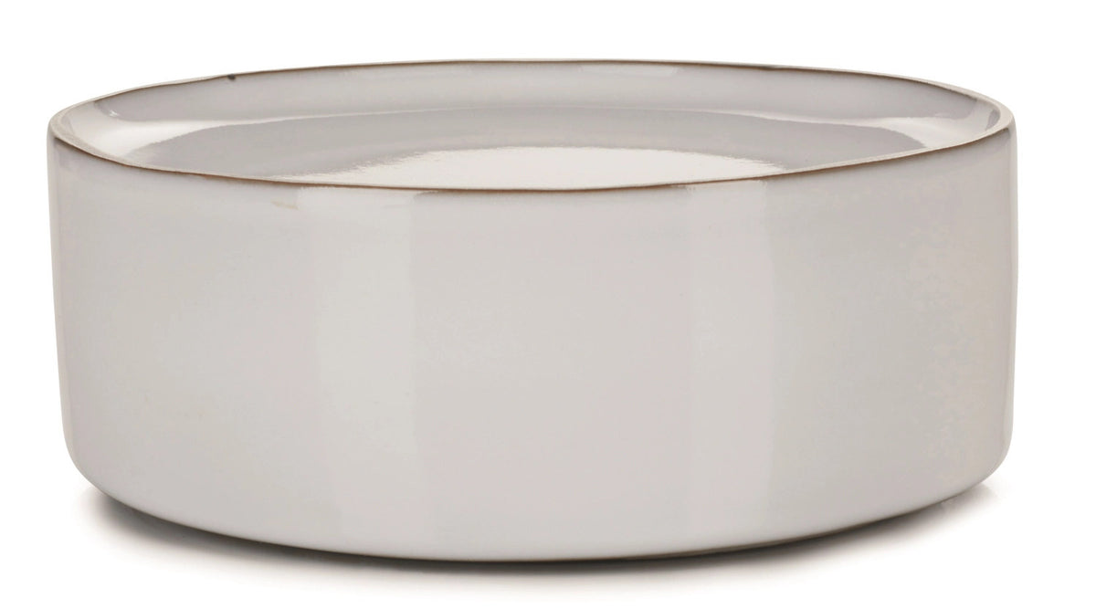 Caractère Podium, Ø15cm, H: 5.5cm, kumu. weiss in Weiss präsentiert im Onlineshop von KAQTU Design AG. Aufbewahrungsbehälter ist von Revol