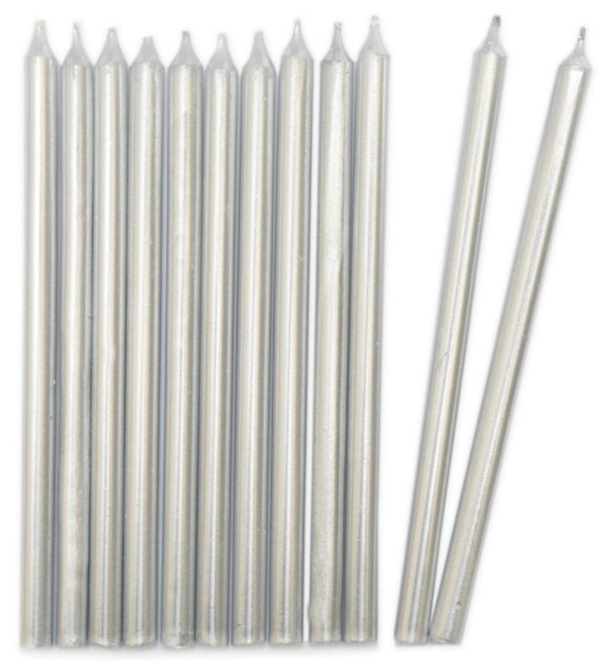 12er Set Kerzen lang silber 12cm in Silber präsentiert im Onlineshop von KAQTU Design AG. Kerzen ist von Scrap Cooking