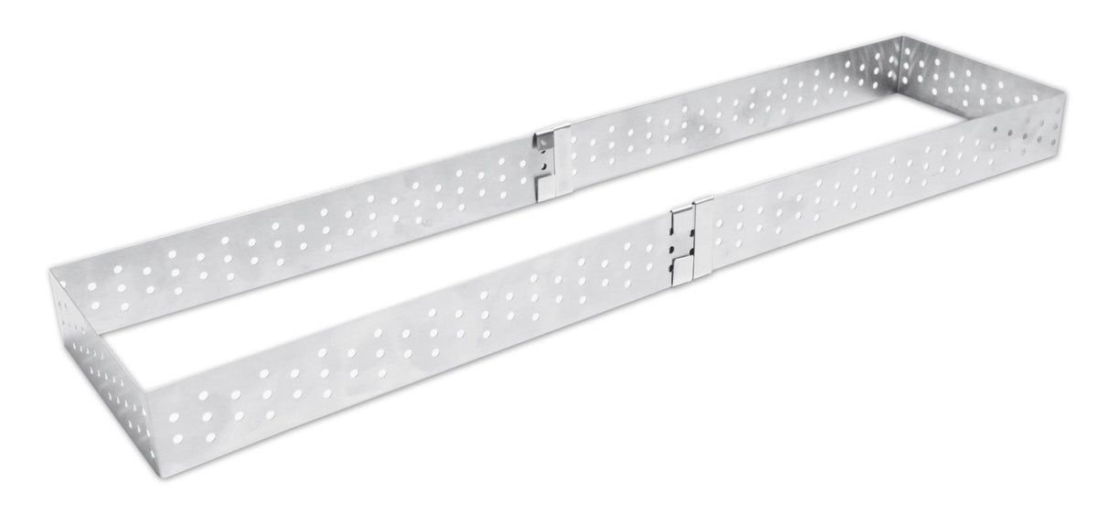 Edelstahlbackfrom perforiert ausziehbar 22-24cm H3cm in Silber präsentiert im Onlineshop von KAQTU Design AG. Backutensilien ist von Scrap Cooking