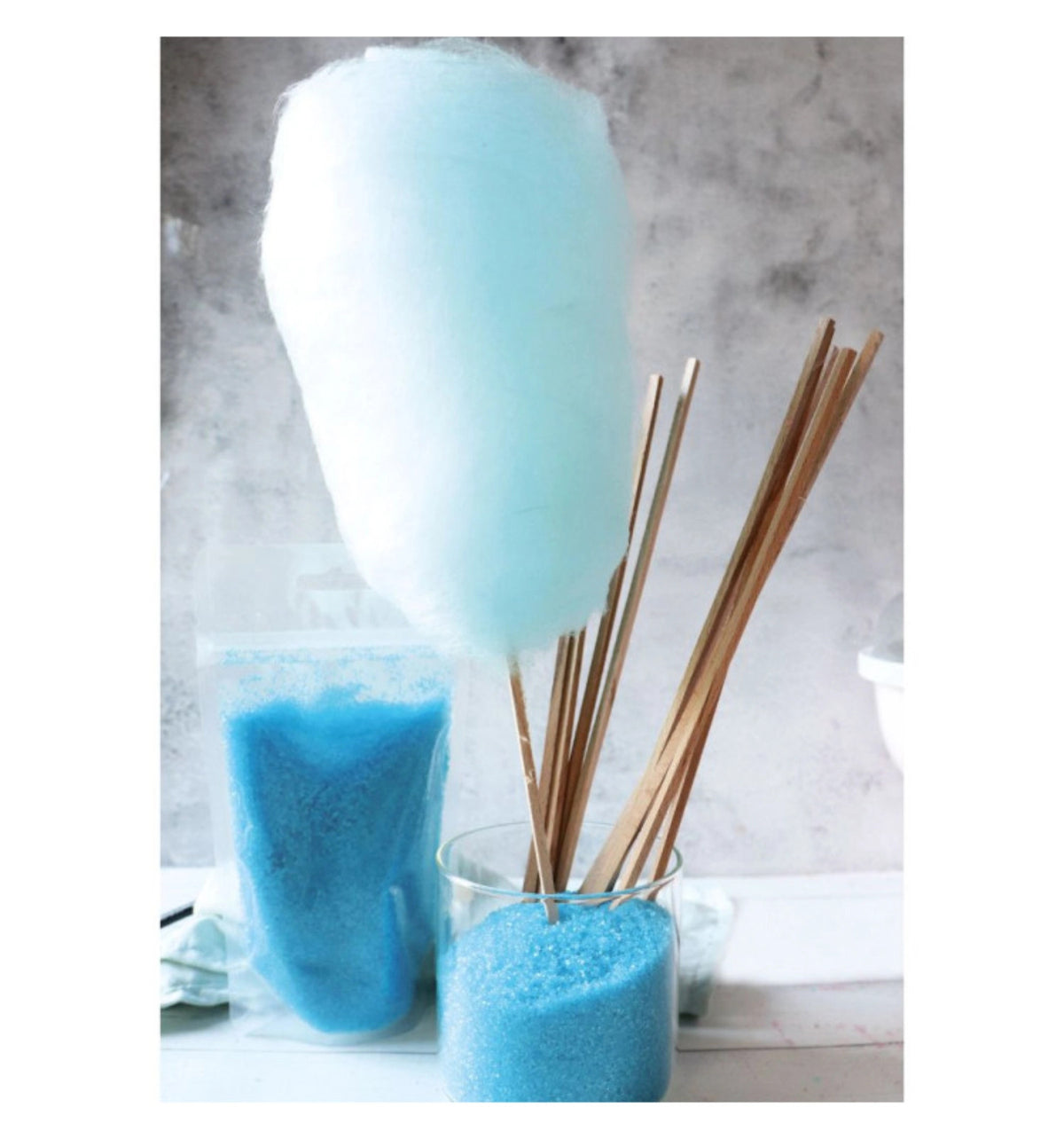 Fertigmischung Zuckerwatte Cola Aroma 160g in Blau präsentiert im Onlineshop von KAQTU Design AG. Zutaten ist von Scrap Cooking