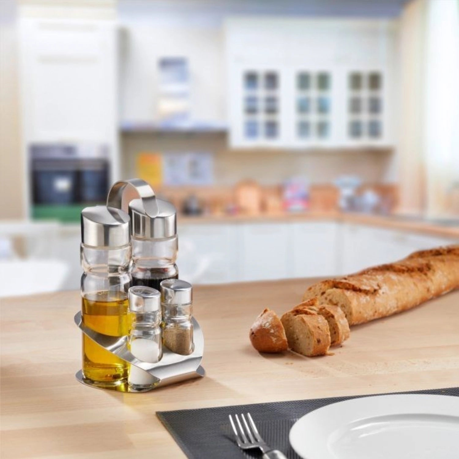 Stilvolles 4-teiliges Menage-Set von Westmark, perfekt für die ansprechende Präsentation von Salz, Pfeffer, Essig und Öl auf jedem Tisch.