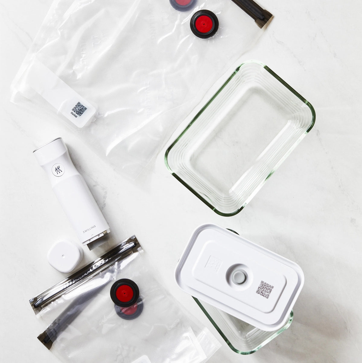 Vakuum Starterset, 7-tlg, Glas, Box M/L in Transparent präsentiert im Onlineshop von KAQTU Design AG. Aufbewahrungsbehälter ist von Zwilling Kitchen
