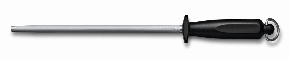 Schwarzer Küchenstahl von Victorinox, 25 cm lang, schlanke zylindrische Form mit Griff, liegend fotografiert auf neutralem Hintergrund.