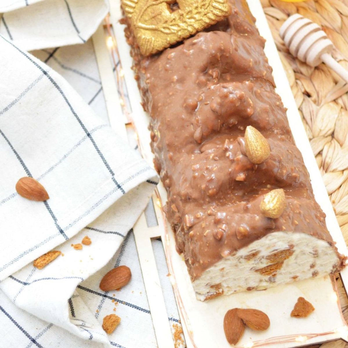 2er Set Bûche Royale in Weiss präsentiert im Onlineshop von KAQTU Design AG. Backform / Backblech ist von Scrap Cooking