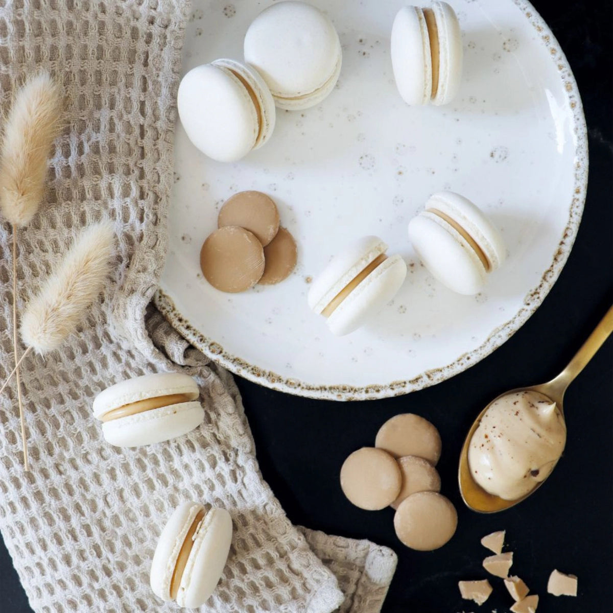 Caramel Schoko Drops 190g in Braun präsentiert im Onlineshop von KAQTU Design AG. Zutaten ist von Scrap Cooking
