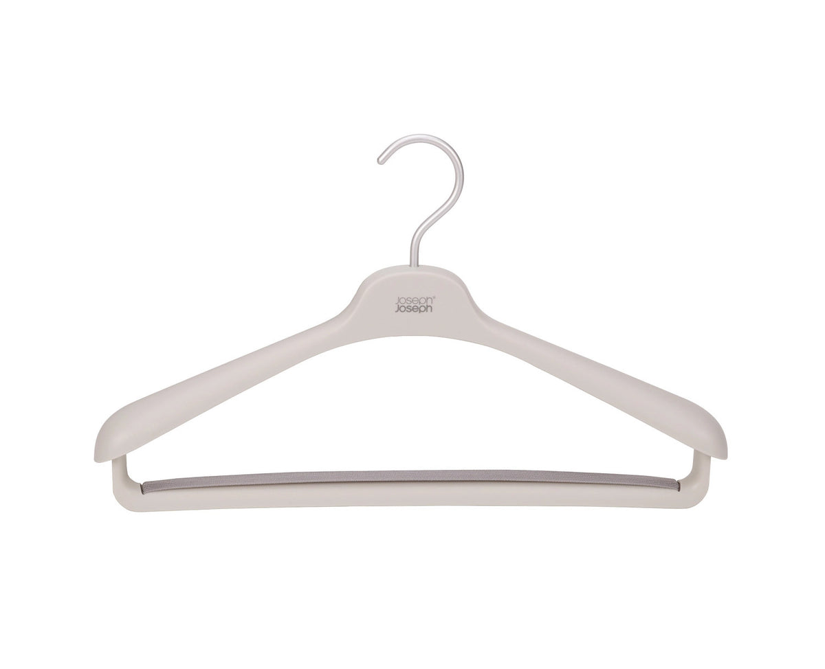 2er Set Orderly Kleiderbügel für Anzug H25cm L42cm PP ecru in Grau präsentiert im Onlineshop von KAQTU Design AG. Kleiderbügel ist von Joseph Joseph