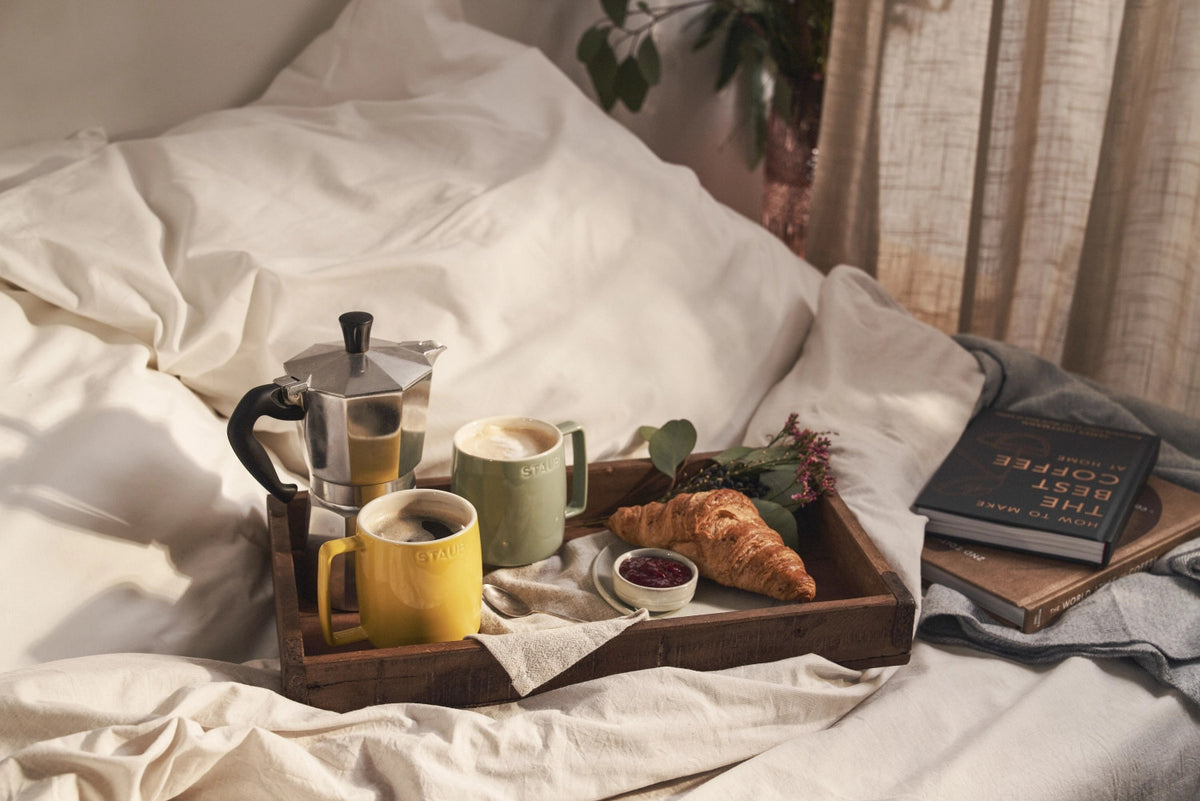 Tasse Citron M 350ml in Gelb präsentiert im Onlineshop von KAQTU Design AG. Espressotassen ist von Staub