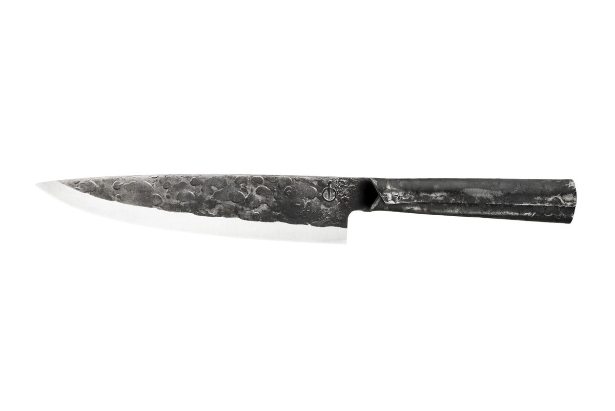 Brute Kochmesser 20cm in Schwarz präsentiert im Onlineshop von KAQTU Design AG. Küchenmesser ist von Forged