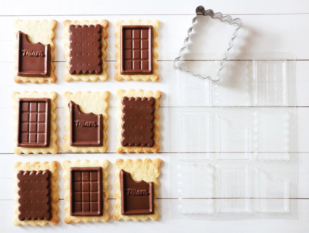 Ausstecher für Schokoladen Biskuits in Grau präsentiert im Onlineshop von KAQTU Design AG. Ausstecher ist von Scrap Cooking