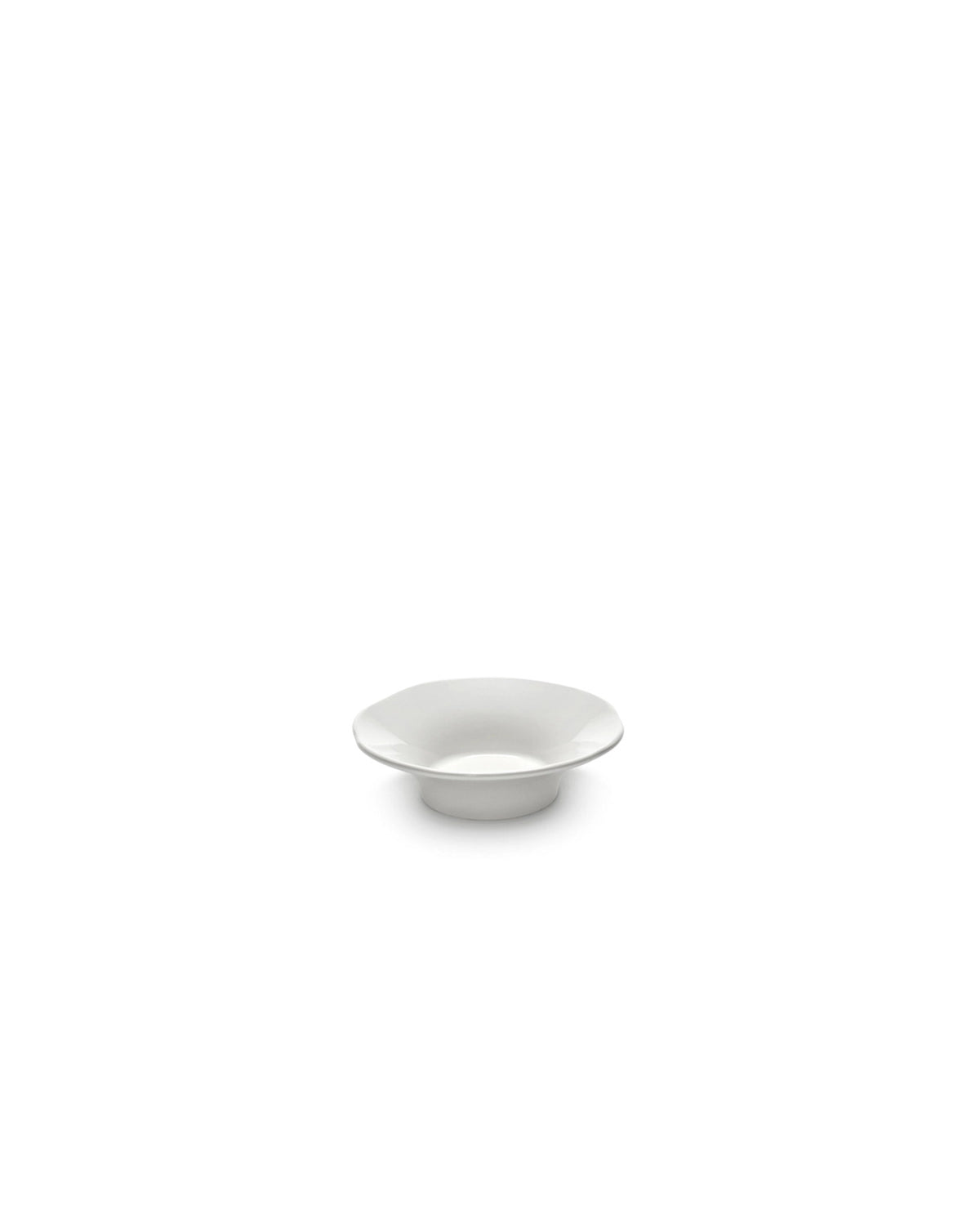 Silhouette Teller tief D10.5cm H3cm weiss Porzellan in Weiss präsentiert im Onlineshop von KAQTU Design AG. Teller ist von Serax