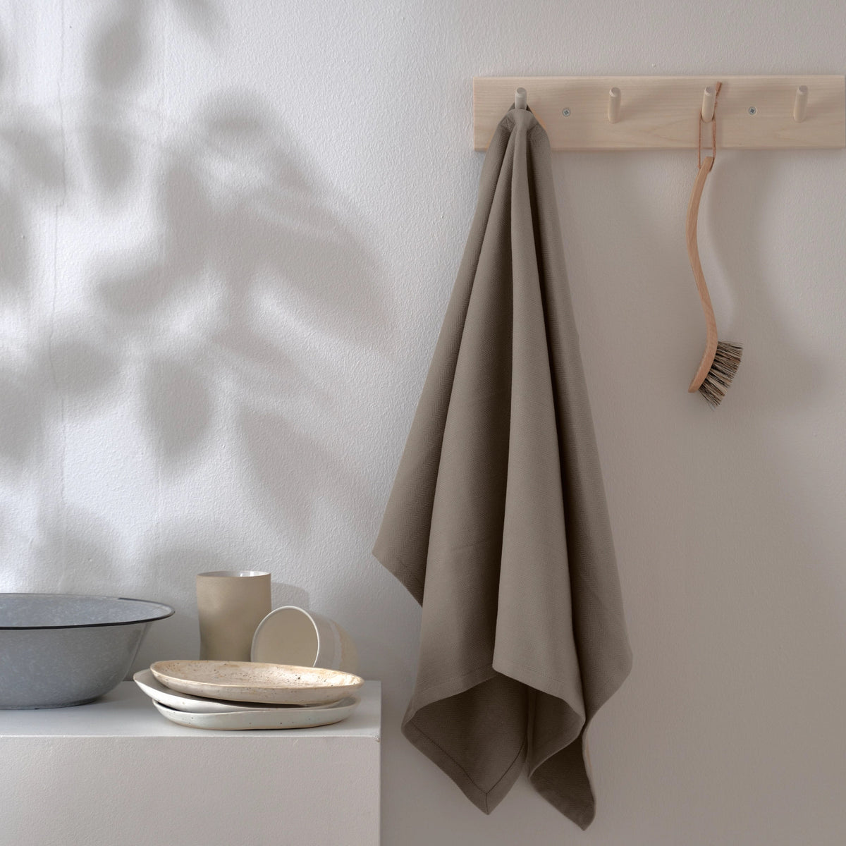Geschirrtuch 53x86cm clay Biobaumwolle in Braun präsentiert im Onlineshop von KAQTU Design AG. Küchentuch ist von The Organic Company
