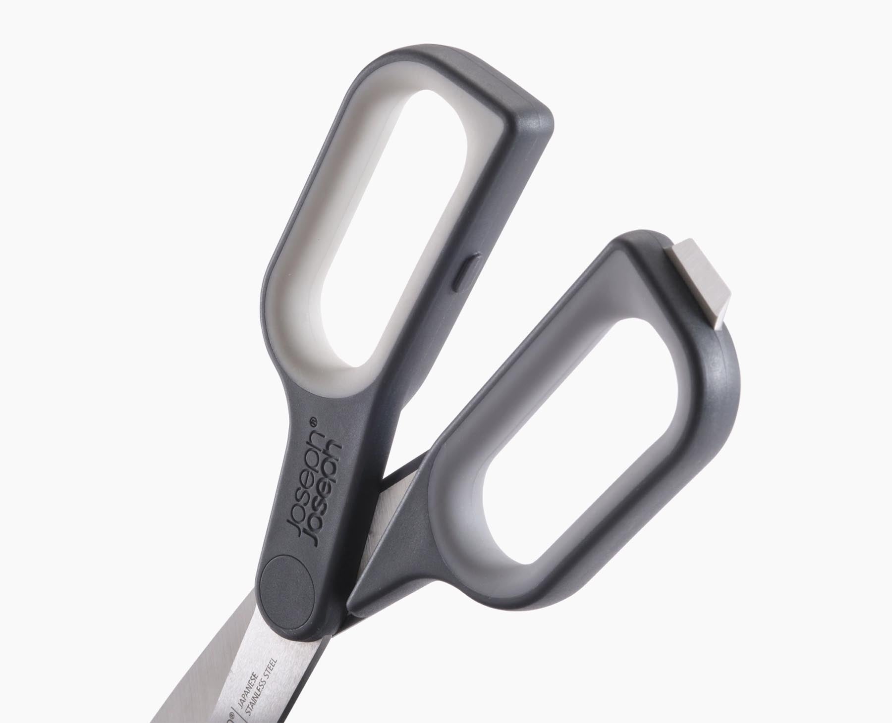 Vielseitige PlusCut Allzweckschere in stilvollem Graphit, ideal für präzises Schneiden in Küche und Haushalt.