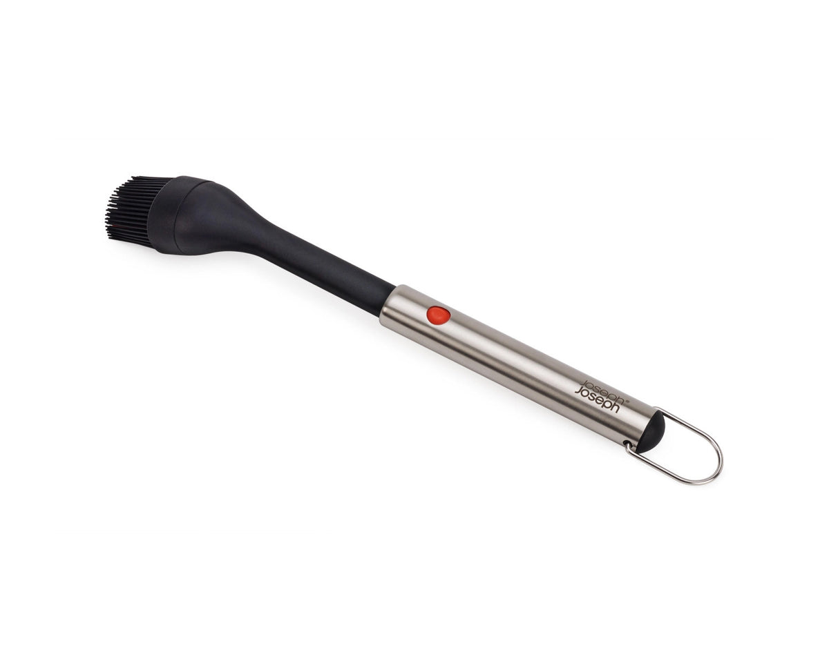 GrillOut BBQ Pinsel einziehbarer Kopf Silikon 34.9-27.5cm in Silber präsentiert im Onlineshop von KAQTU Design AG. Grillbesteck ist von Joseph Joseph
