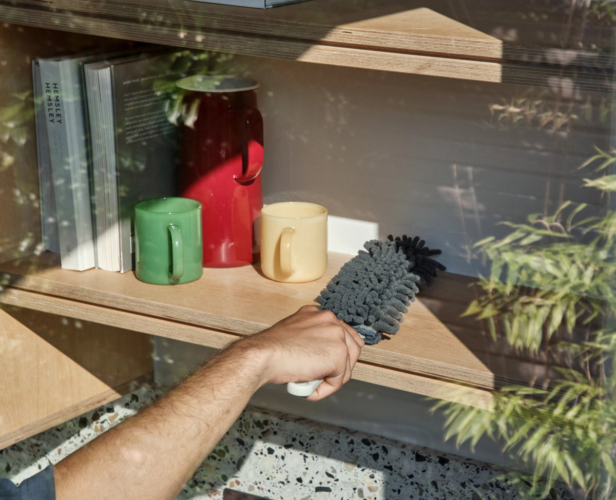 CleanTech Reinigungsset komplett light stone in Grau präsentiert im Onlineshop von KAQTU Design AG. Reinigung & Wäsche ist von Joseph Joseph