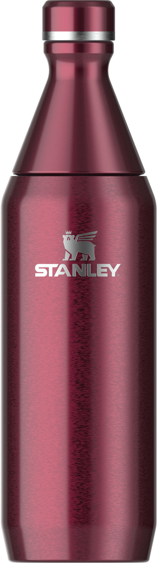 All Day Slim Flasche 0.6l garnet shine in Rot präsentiert im Onlineshop von KAQTU Design AG. Thermosflasche ist von Stanley
