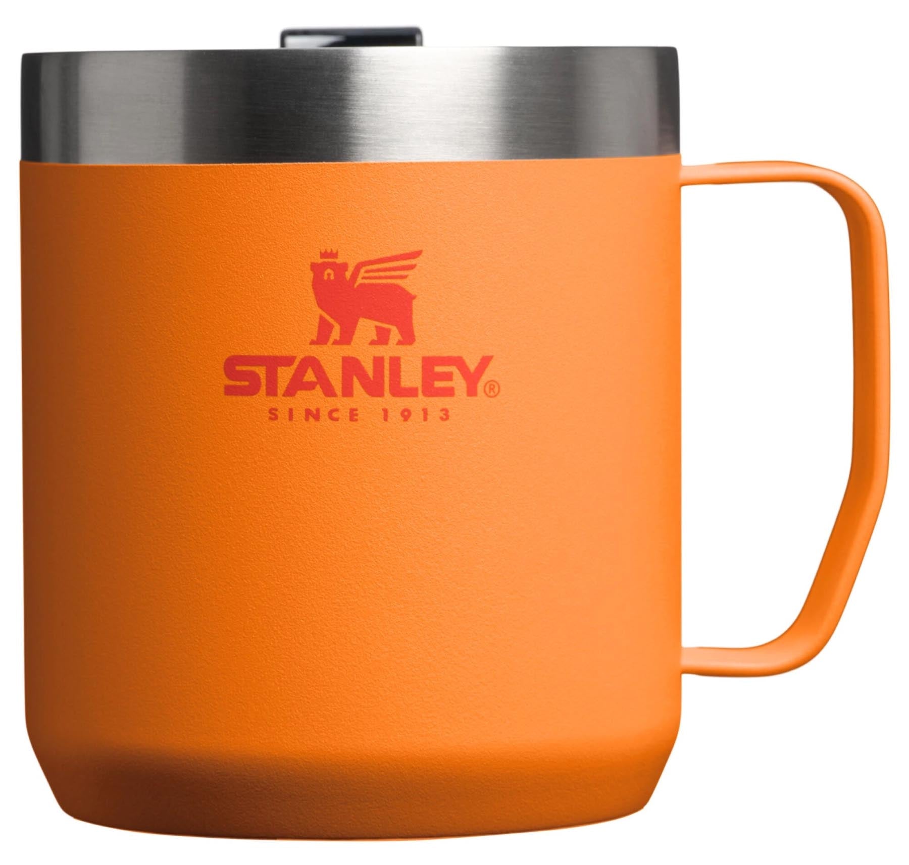 Everyday Camp Mug 0.35l goldenrod coral in Orange präsentiert im Onlineshop von KAQTU Design AG. Aufbewahrungsbehälter ist von Stanley