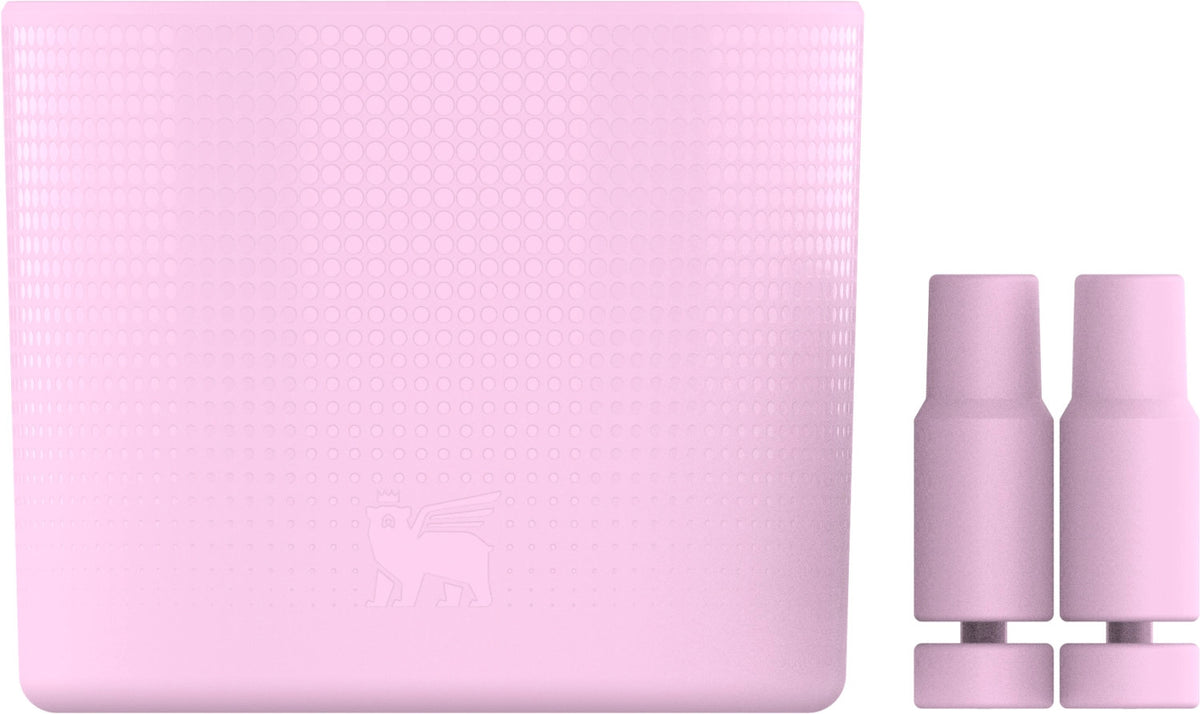 Quencher Antirutsch & Strohhalmabdeckung 1.18l cherry bloss in Violett präsentiert im Onlineshop von KAQTU Design AG. Thermosflasche ist von Stanley