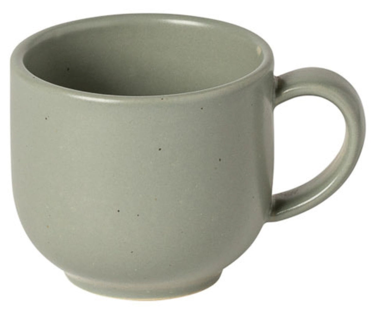 Grüne Kaffeetasse aus Steinzeug der Serie Pacifica von Costa Nova, schlichte runde Form, Fassungsvermögen 70ml, Höhe 5.5cm.