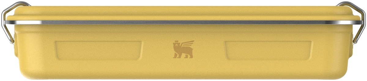 Legendary Useful Box 1.1l dijon in Gelb präsentiert im Onlineshop von KAQTU Design AG. Snackbox ist von Stanley