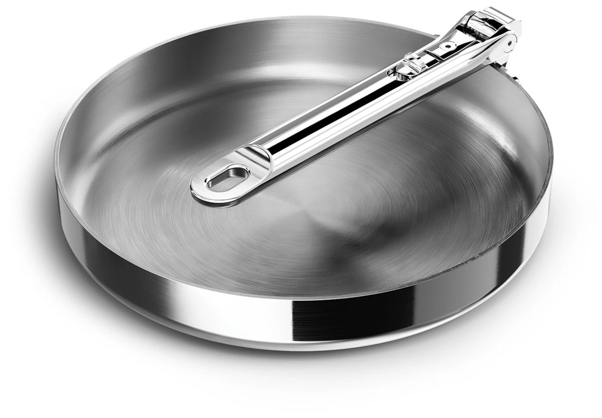 Space Steel Bratpfanne D24cm Edelstahl mit Klappgriff in Silber präsentiert im Onlineshop von KAQTU Design AG. Bratpfanne ist von Joseph Joseph