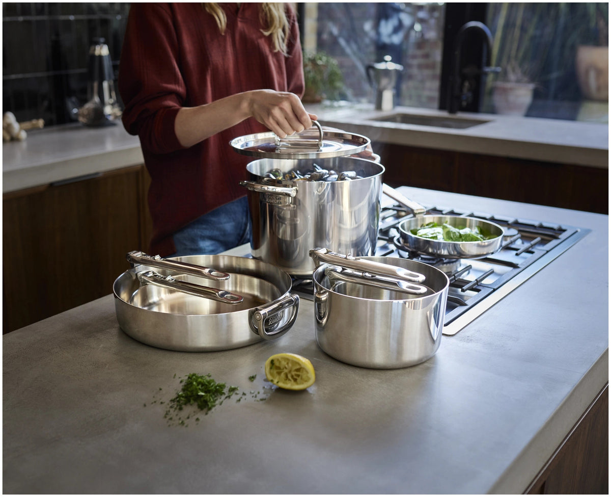 6er Set Space Steel Pfannenset Klappgr. 15+19+20+24+28+25cm in Silber präsentiert im Onlineshop von KAQTU Design AG. Kochtopfset ist von Joseph Joseph