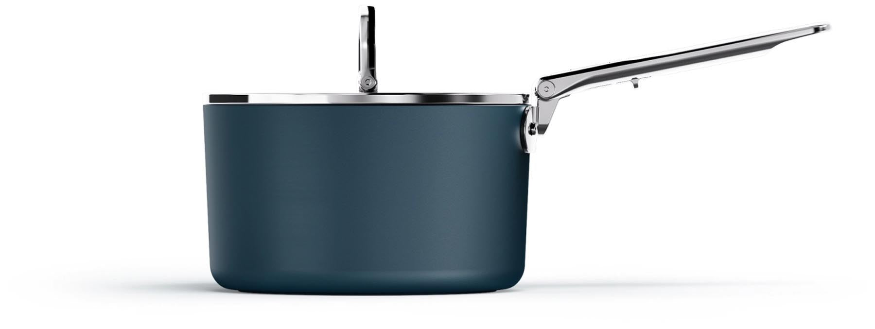 Elegantes 3er Set Space Stack Kochtöpfe von Joseph Joseph, antihaftbeschichtet, ideal für effizientes Kochen und platzsparende Aufbewahrung.
