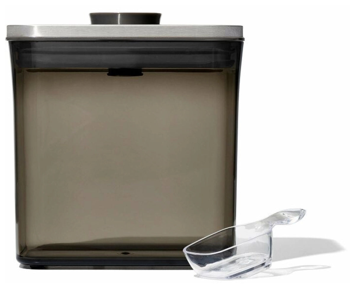 GG Brew Pop Aufbewahrungsdose m Dosierlöffel 1.7l Edelstahl in Transparent präsentiert im Onlineshop von KAQTU Design AG. Aufbewahrungsdose ist von OXO
