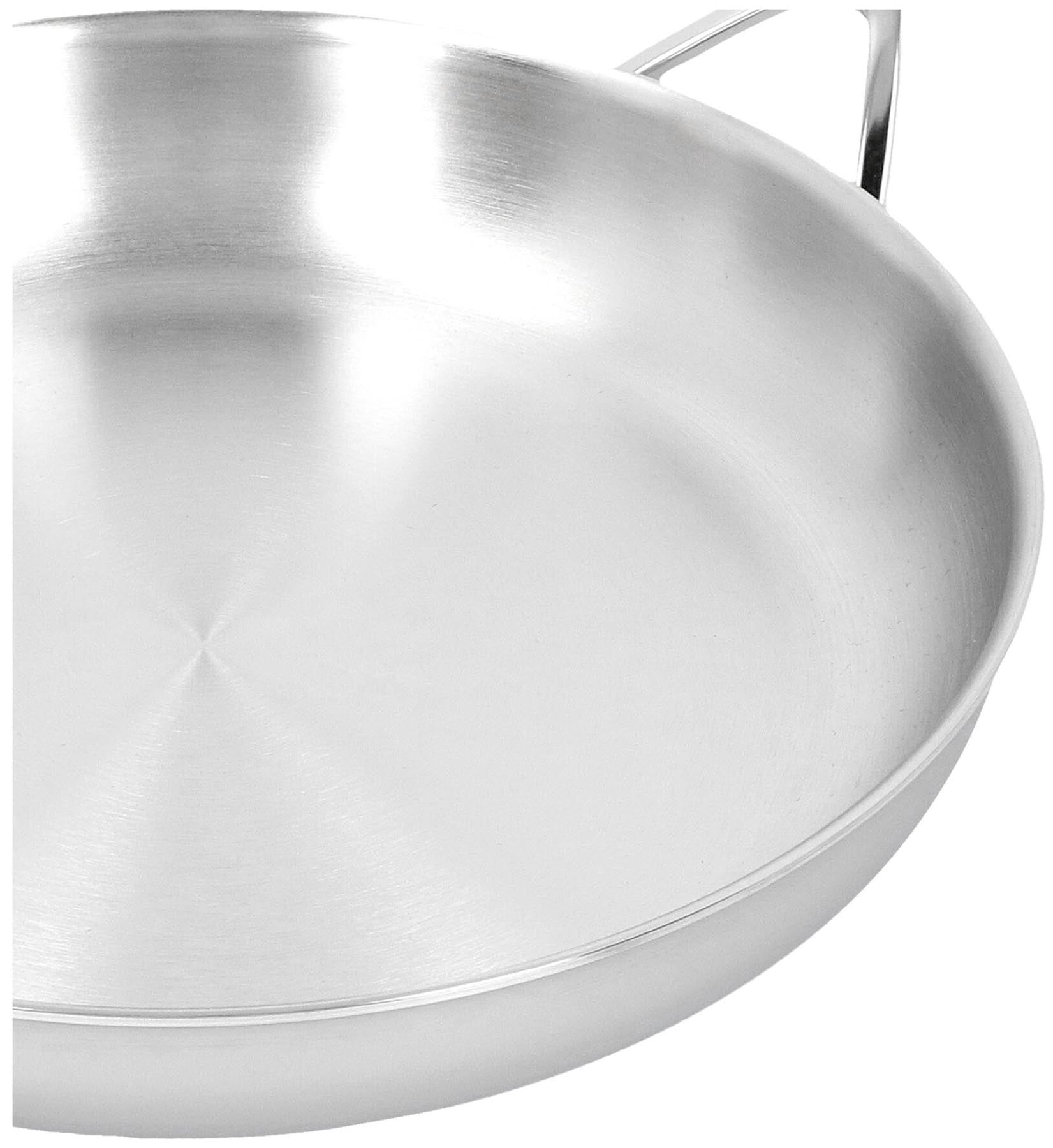 Hochwertige 32 cm Bratpfanne der 5 Plus Serie von Demeyere, ideal für gesundes Braten ohne Beschichtung und optimale Hitzeverteilung.