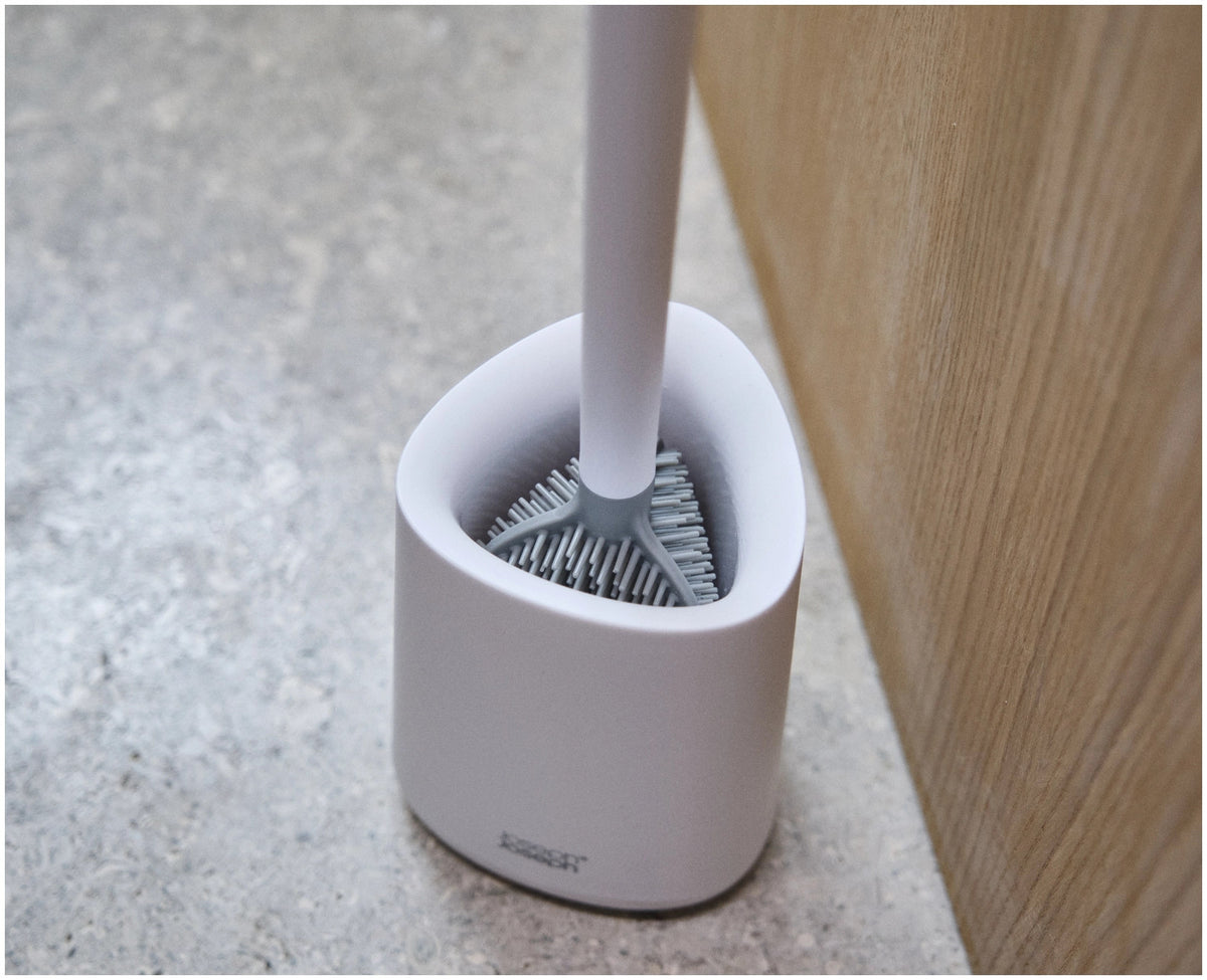 Flex 360 Lite WC Bürste weiss in Weiss präsentiert im Onlineshop von KAQTU Design AG. Toilettenbürste ist von Joseph Joseph