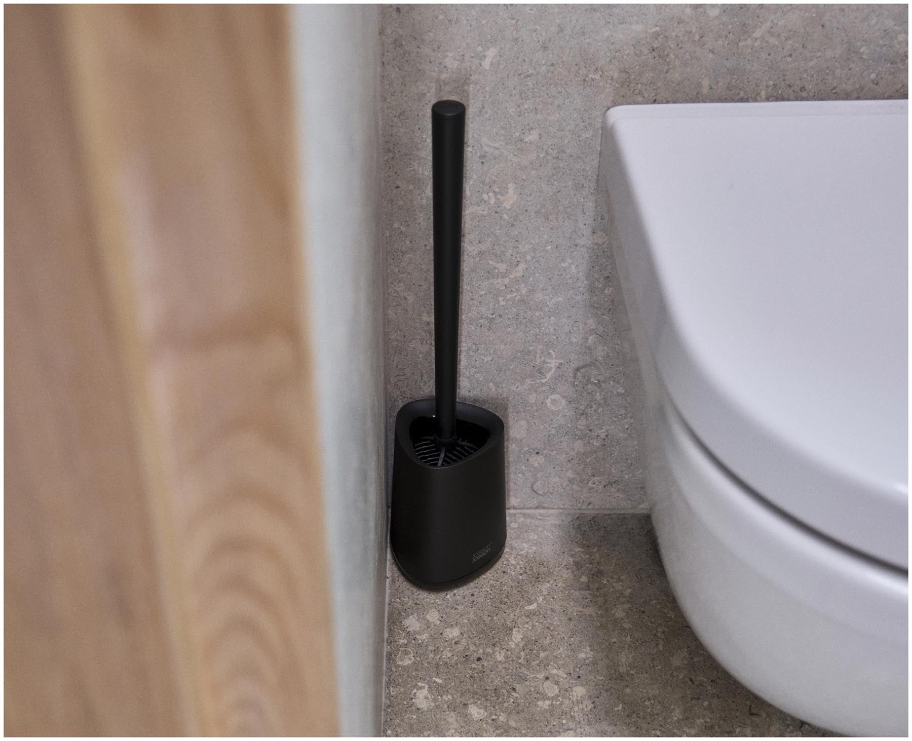 Elegante schwarze Toilettenbürste Flex 360 Lite von Joseph Joseph, ideal für gründliche Reinigung und stilvolle Badezimmergestaltung.